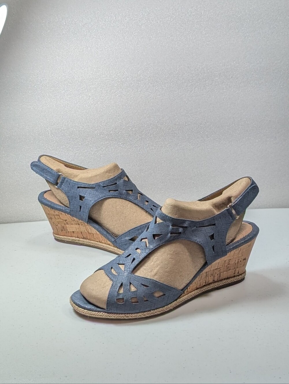 Eurosoft by Sofft Blue Woven Caged Strappy Wedge Sandals Womens 10M Travel Comfy